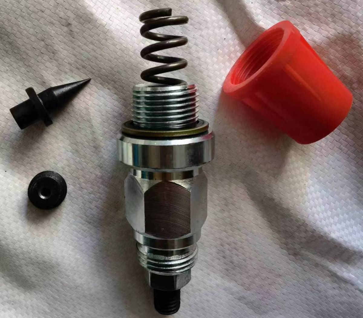 壓濾機(jī)專用溢流閥 